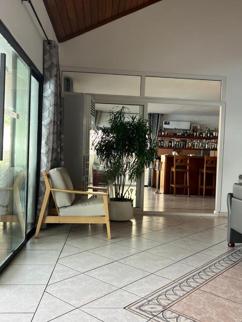 Residence Hoteliere Oceane Либревиль Экстерьер фото