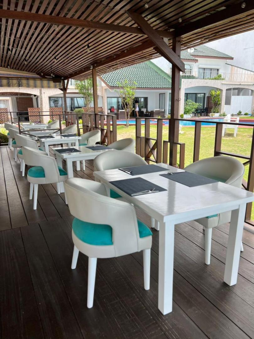 Residence Hoteliere Oceane Либревиль Экстерьер фото