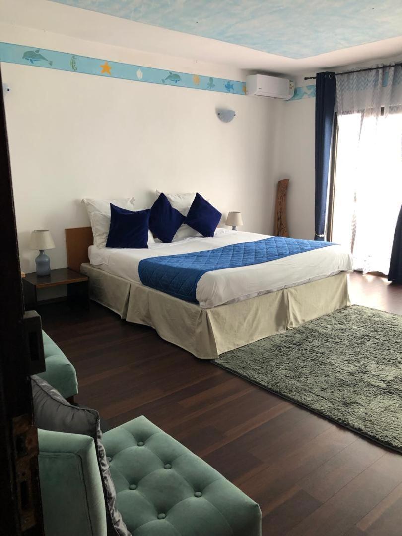 Residence Hoteliere Oceane Либревиль Экстерьер фото